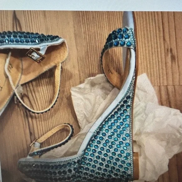 Betsy Johnson NWT - Size 7.5 Elegant Debie Bejeweled Strap Wedge - Picture 9 of 14